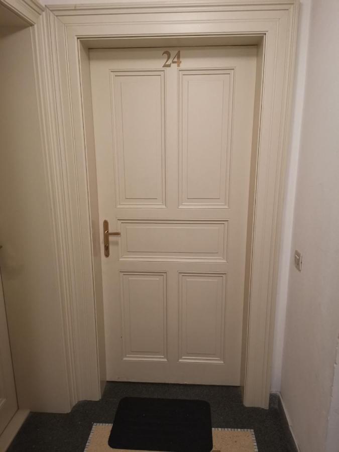 Quiet Apartment In Prague Center Luaran gambar